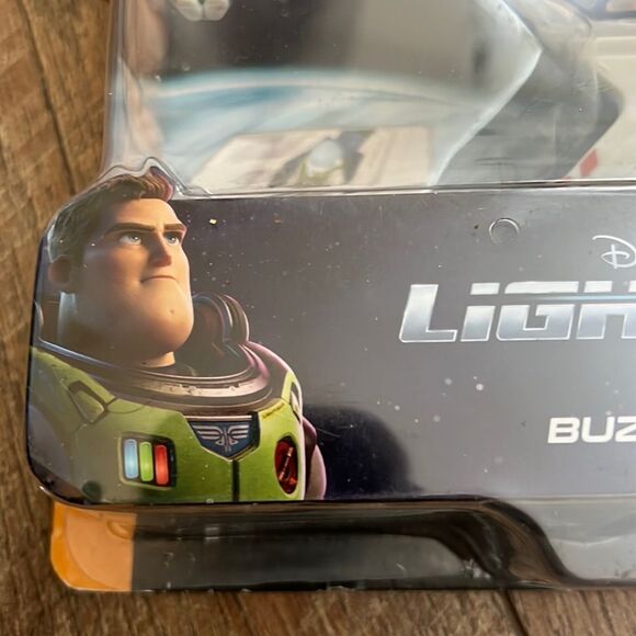 Lightyear 2022 Buzz XL-02 &!XL-07 Ship/Figure HyperSpeed Series Disney Pixar NEW - Picture 2 of 15